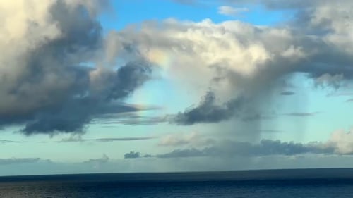 Regenbogen-Wetter in Waikiki