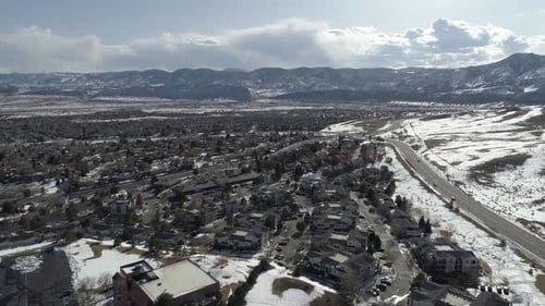 A pan around a Denver suburb after a spring snow storm
