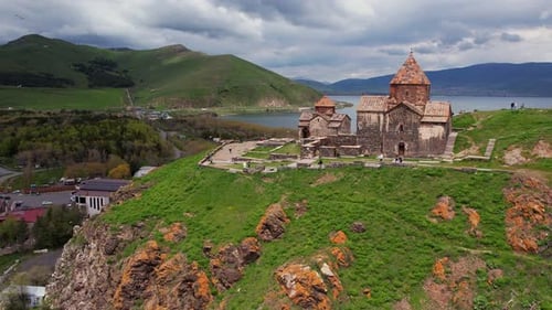 Luftaufnahme der Sehenswürdigkeiten Armeniens in