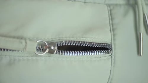 Fastening the Pocket Macro Photography