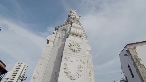 Historic Christopher Columbus Statue in Cartagena's Plaza de la Aduana