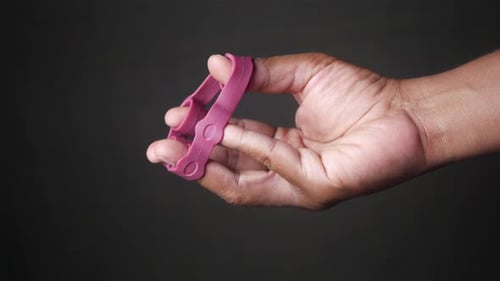 Exercices de renforcement des mains et des doigts