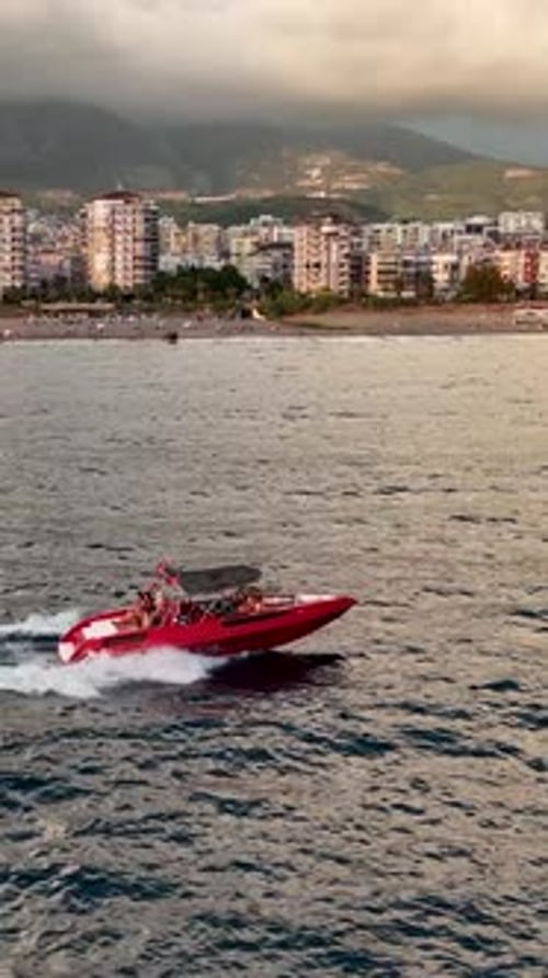 Vertical Video This is an Art Tail Trip on a Sports Boat