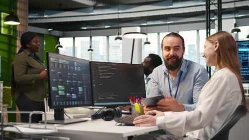 Mentor Teaching Young Employee to Troubleshoot Software Errors Using AI