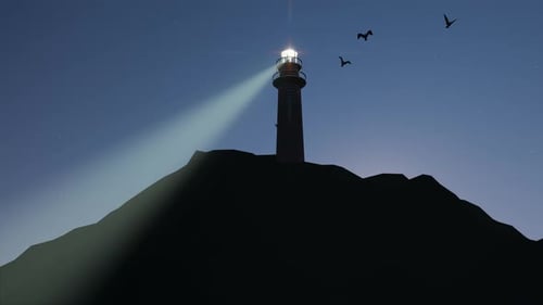 Leuchttürme scannen die Küste bei Sonnenuntergang und bei Nacht