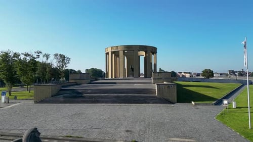 Vista aérea del monumento al rey Alberto I, Bélgica.