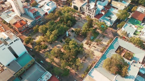 Overhead view capturing the beauty of Plaza 9 de Julio in the city of Posadas, Argentina.