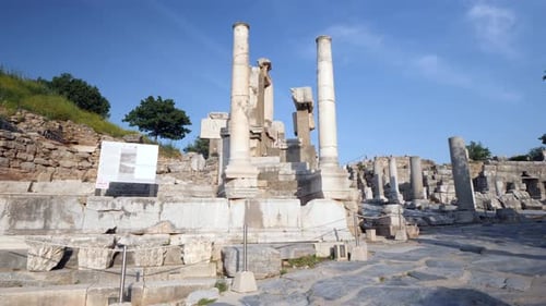 Ancienne ville d'Éphèse, bibliothèque de Celsus et théâtre antique