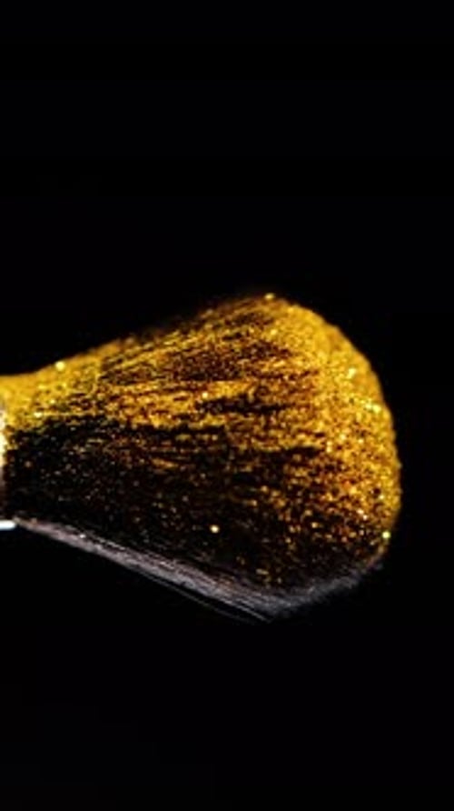Vertical Screen Make Up Brushes Slow Motion Gold