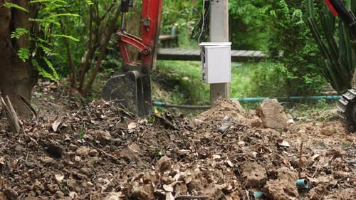 Bagger, Baumaschinen, Boden, Erde, Boden, Graben im Freien, Industrieausrüstung