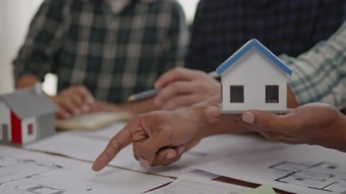 Working brainstorming for cost estimating on design architectural and engineering.