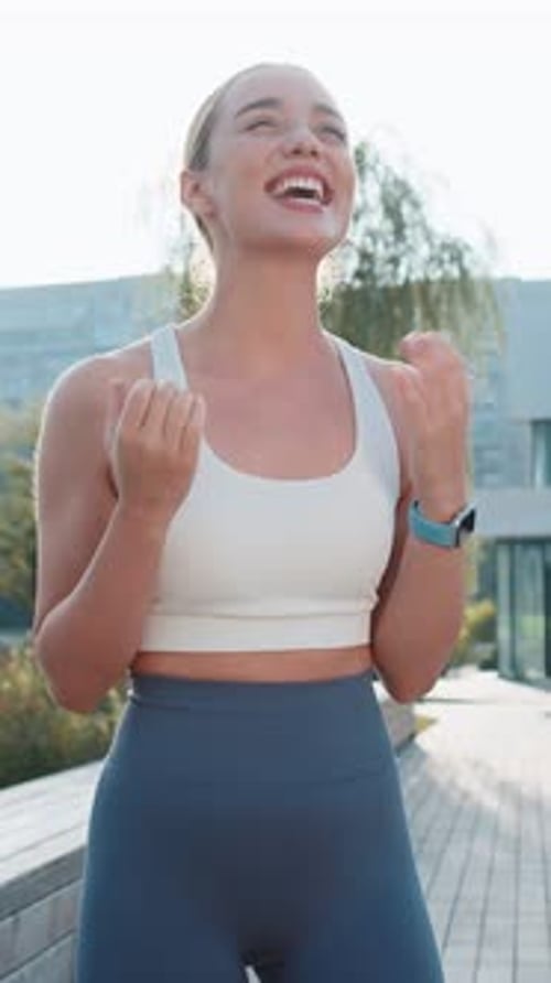 Athletic Fit Runner Celebrate Success Win Scream Rejoices Triumph Victory Marathon Race in City Park