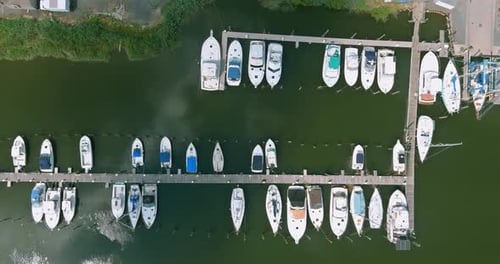 Wunderschöne Ocean Marina bei Piers Yachts
