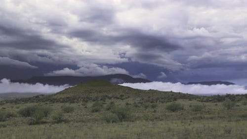 Ominosa inversión de nubes La tormenta monzónica de Arizona se acerca en Time Lapse