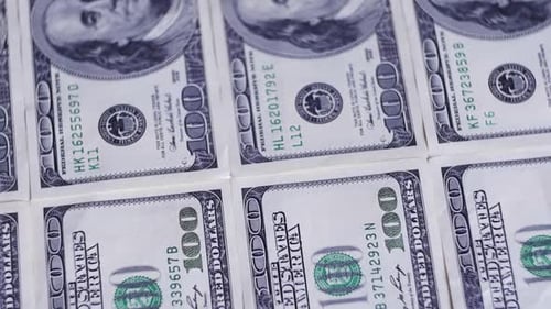 Dollar: Amerikanische Banknoten rotieren