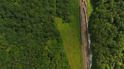 Arial View Freight Train Acidente de Transporte Descarrilamento danificado pelo trem