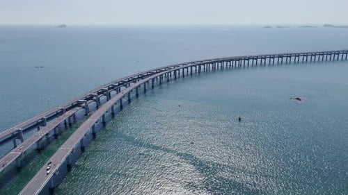 Luftbrücken auf dem Meer