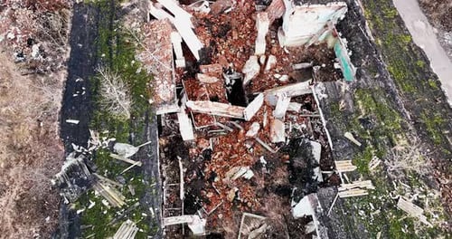Collapsed ruins of the old building.