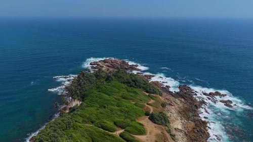 Island landscapes of the Sri Lankan coastline