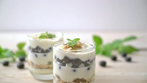 Blueberry Granola Yogurt Dessert in Clear Glasses