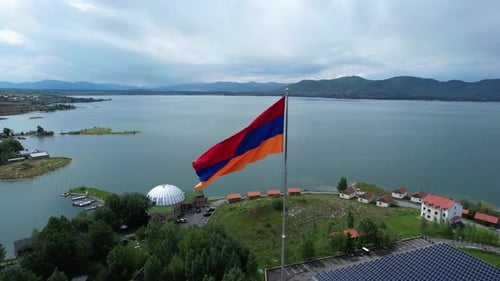 Vue aérienne du drapeau arménien.