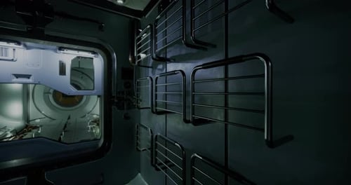 Intérieur d'un vaisseau spatial futuriste avec compartiments de rangement visibles