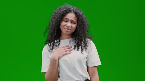Green Screen Young Lady Show Appreciation