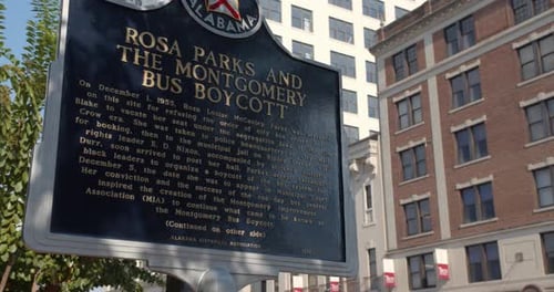 Montgomery, Alabama/États-Unis - 29 août 2019 : Panneau en hommage à Rosa Parks