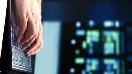 Vertical Video Data Center Equipment Diagnostic Tests