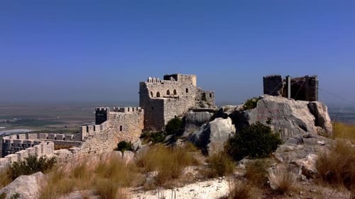 Turkey Castles: Yilan Castle's Grandeur: Aerial Exploration in 4K, Majestic Castle: Aerial View from
