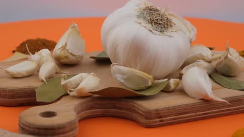 garlic rotate