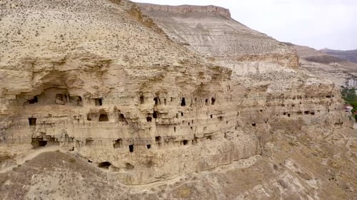 Vue aérienne de l'ancienne ville troglodyte 2
