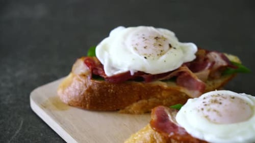 Bacon and Poached Egg Sandwiches on Toast