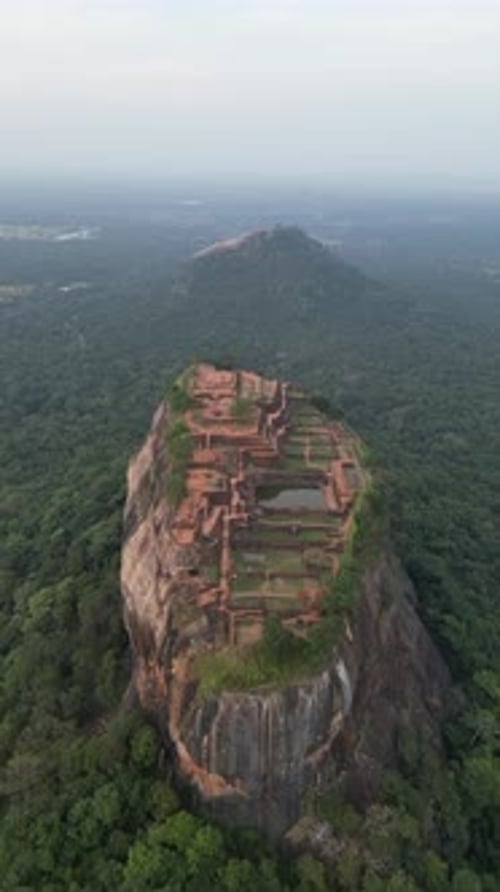 Vue aérienne de la forteresse de Sigiriya Lion Rock
