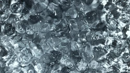 Splashes of Water Filmed on a Highspeed Camera at 1000 Fps