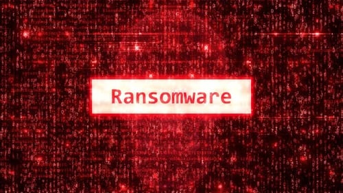 Alerta de ransomware de computador em fundo vermelho de hackers com matriz binária animada
