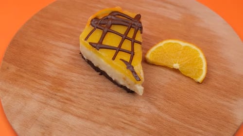 Beauty Cake Rotate