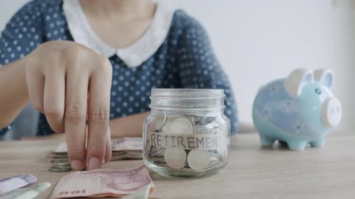 Ahorrar dinero para el plan de jubilación