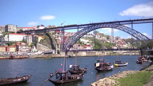 Scenic view of Douro river and Luis I bridge in Porto from Ribeira