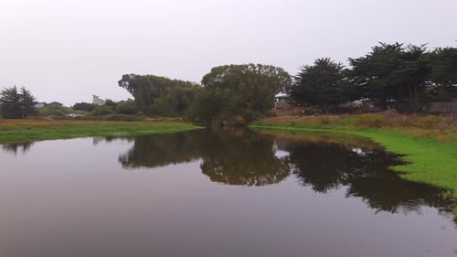 Vista panorámica capturada con un Zumbido fluvial en las dunas de Pájaro.