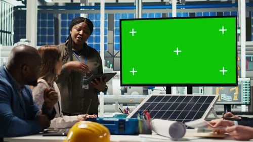 Researchers Analyze Solar Cell Prototypes Using Chroma Key Display