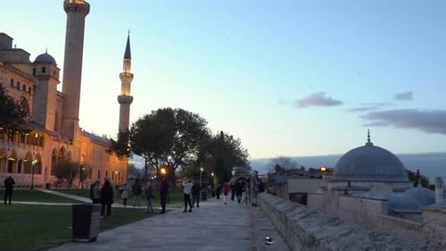 Twilight Scenery at Süleymaniye Mosque in Istanbul with Lovely View