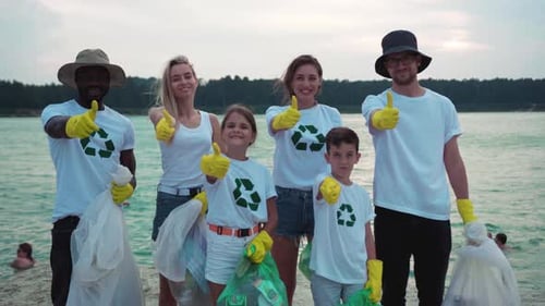 Community Volunteers Organize an EcoFriendly Beach Cleanup Event to Protect Our Ocean