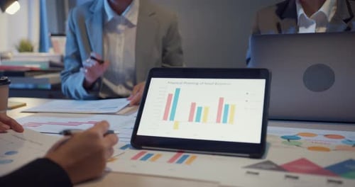 Financial Analysis in a Modern Workplace