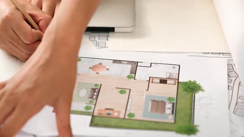 Diskussion im professionellen Ingenieurteam über Hausdesign. Nahaufnahme. Abgrenzung
.