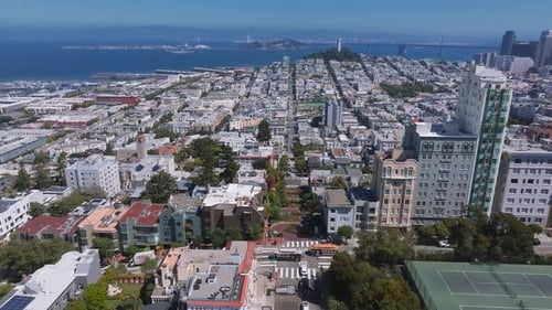 Luftaufnahme der Klassisch Lombard Street in San Francisco