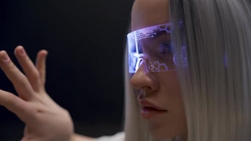 Closeup Vr Brille Frau analysiert Innovation Cyberspace