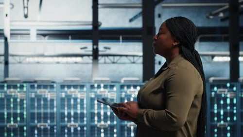Data Center Manager Runs Equipment Checkups Using Tablet Device