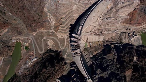 Construcción de una mega presa