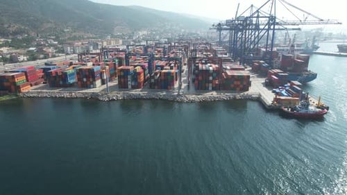 Terminal für Containerschiffe
